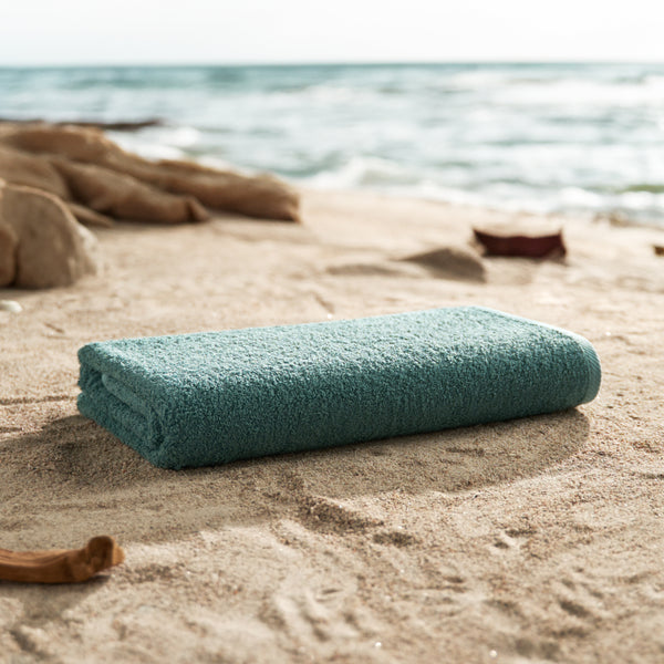 Hotel Splash Solid Pool Towel