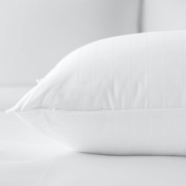 close-up edge of a sobella pillow, the best pillow for side sleepers
