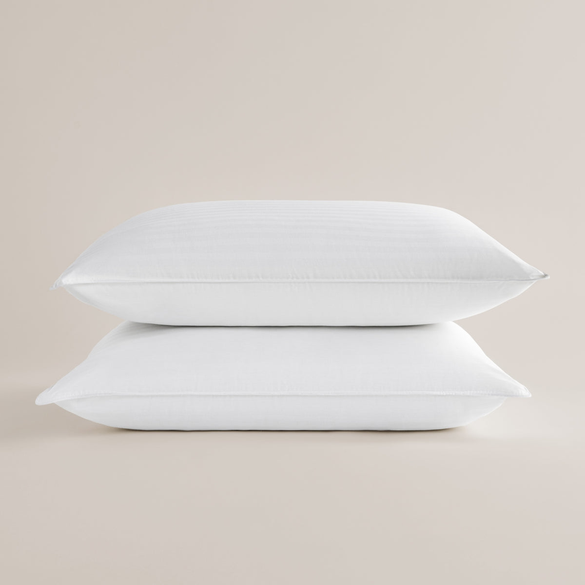 Hotel Dolce Notte Firm Pillow