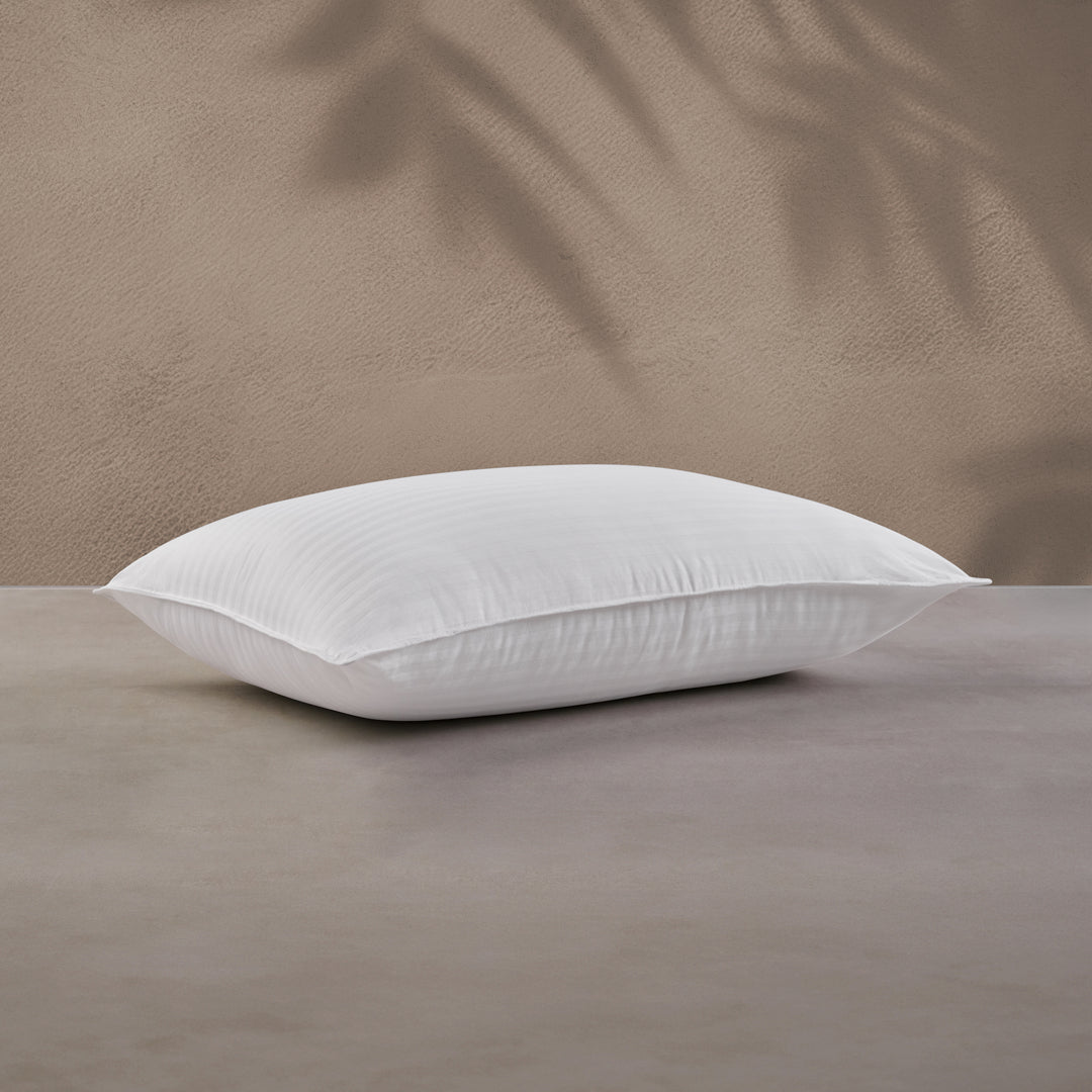 Dolce Notte II Medium Pillow for Side and Back Sleepers