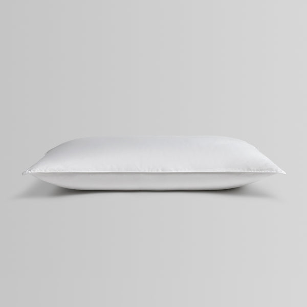 Hotel Essential Rest Pillow