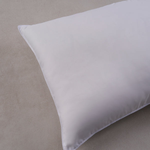 Hotel Sahara Nights II Easy Care Firm Pillow