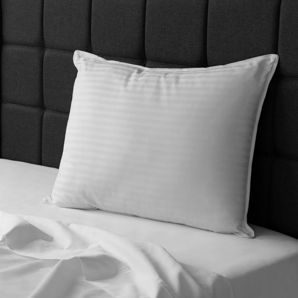 Hotel Dolce Notte II Hypoallergenic Medium Pillow
